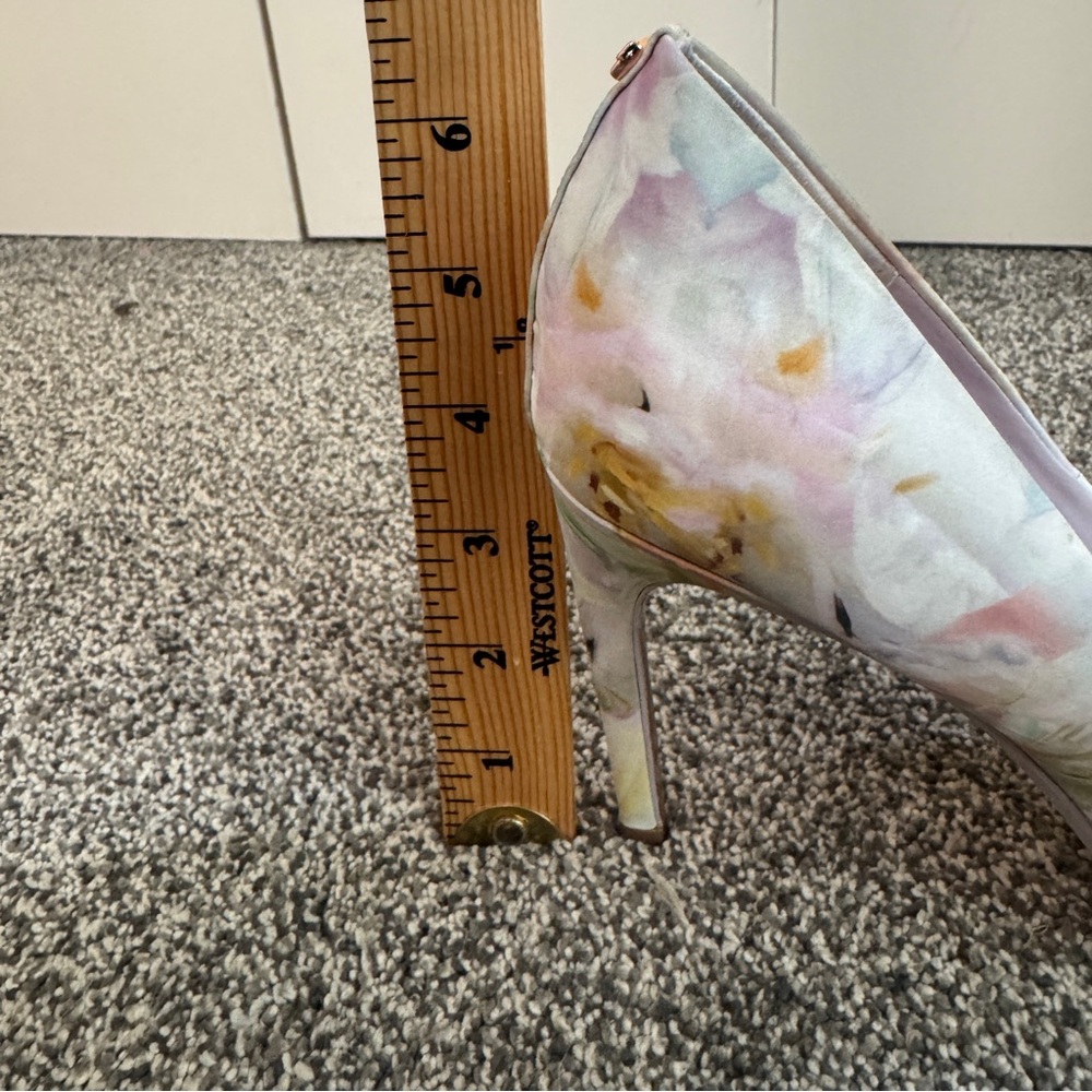 Ted Baker Vyixyn Pumps Women 39.5 US 9 EUC Floral Evening Heels Shoes Pink - Picture 8 of 10